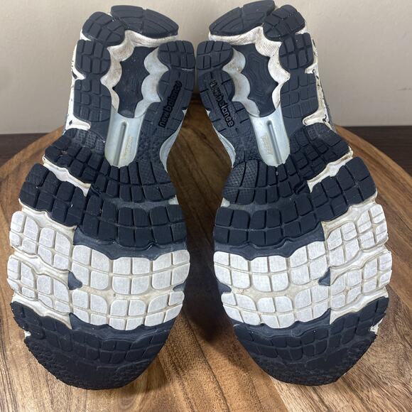 New Balance 860v5 RunDisney 2015 Minnie Mouse Womens Size 7.5 Gray Running Shoes - Picture 7 of 11